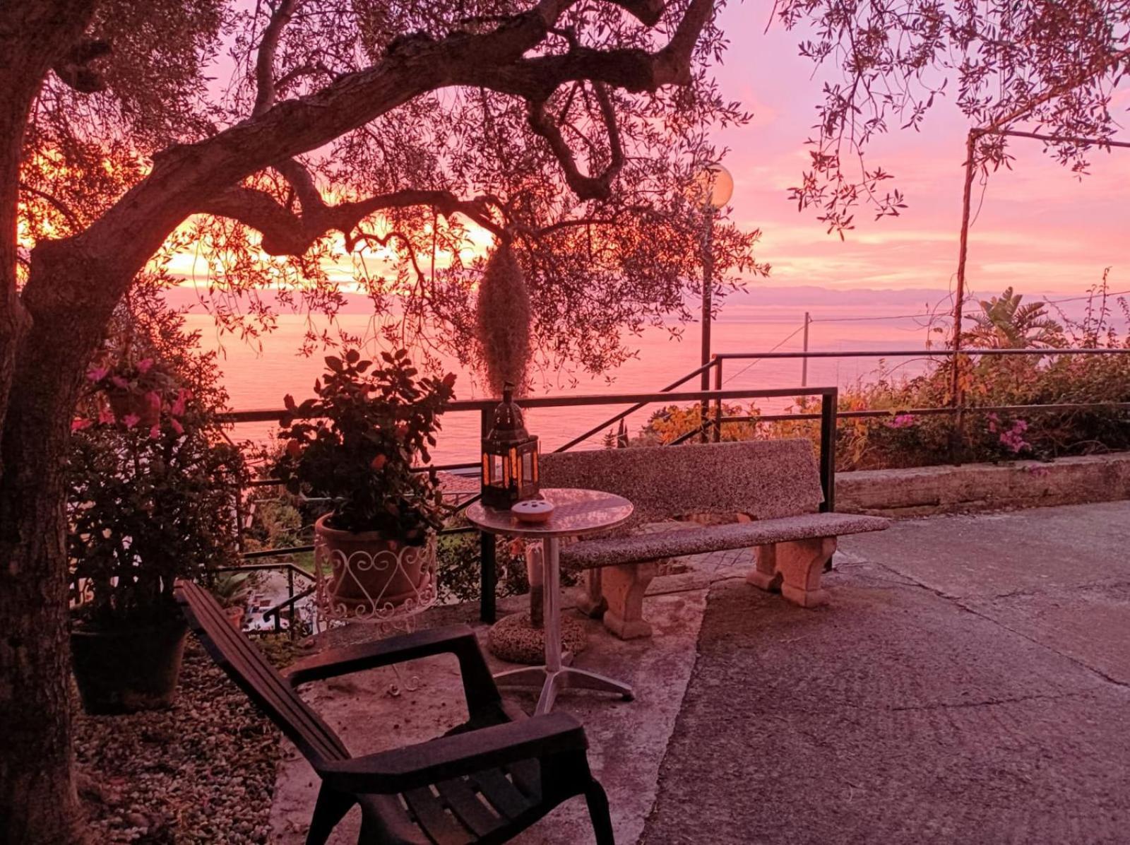 Gli Orti Sul Mare 2 Vista Mare Apartment Bordighera Exterior photo